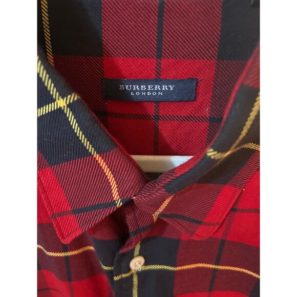 Burberry London - Picture 2 of 3